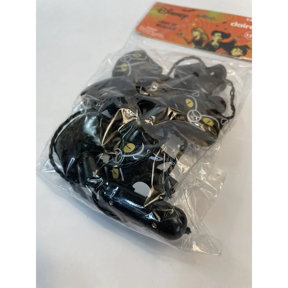2 Disney Claire’s Halloween Hocus Pocus Light Up Necklace Black Cat Pair